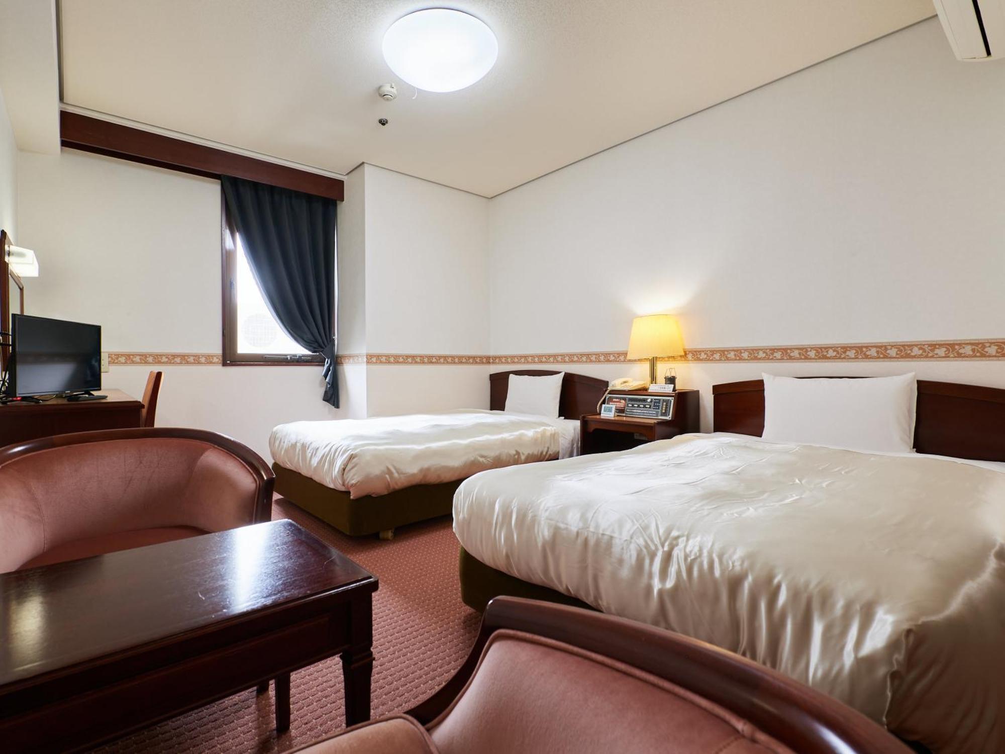 Ecohotel Toyama Exterior photo